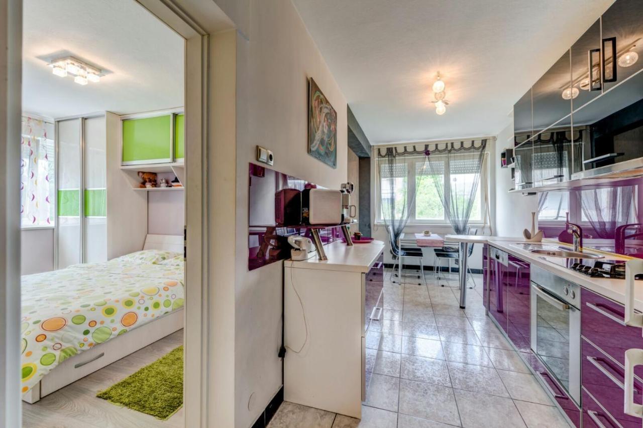 Cool Cozy Apartment Split Buitenkant foto