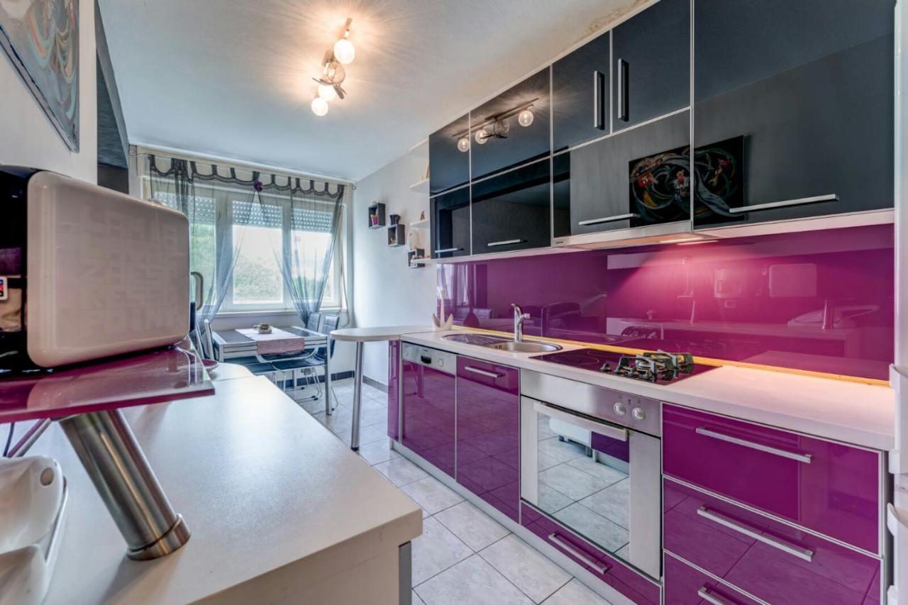 Cool Cozy Apartment Split Buitenkant foto